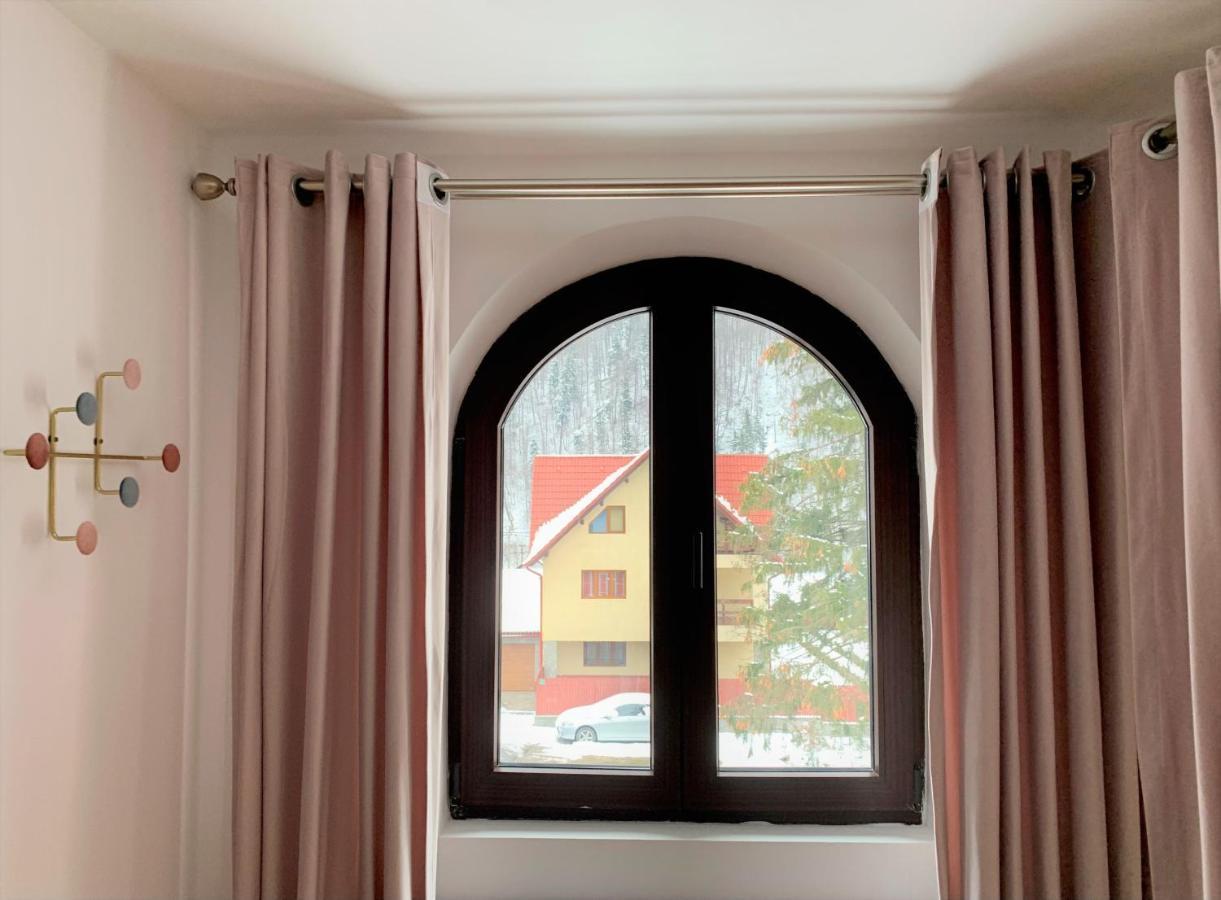 Holiday Home In Sinaia Extérieur photo