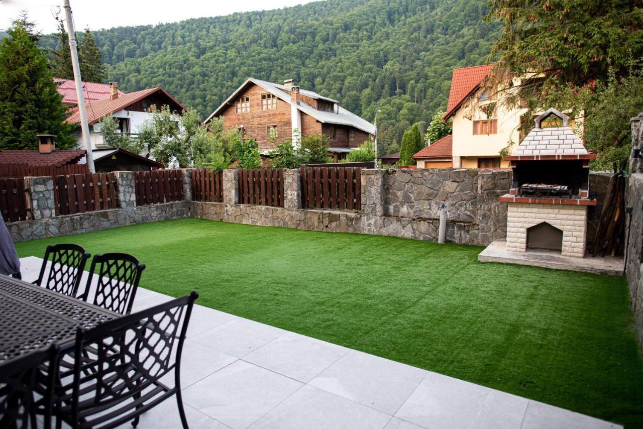 Holiday Home In Sinaia Extérieur photo