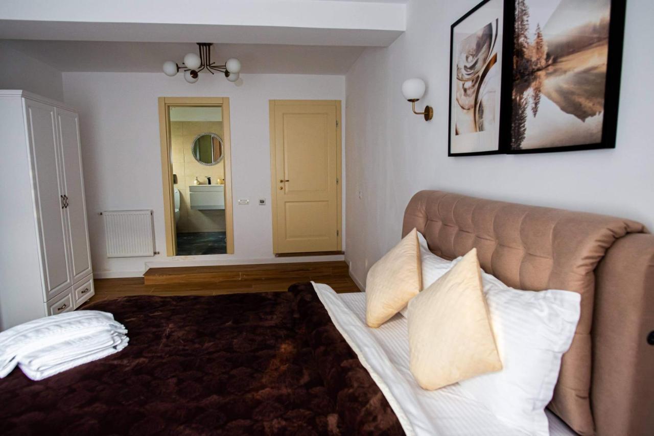 Holiday Home In Sinaia Extérieur photo