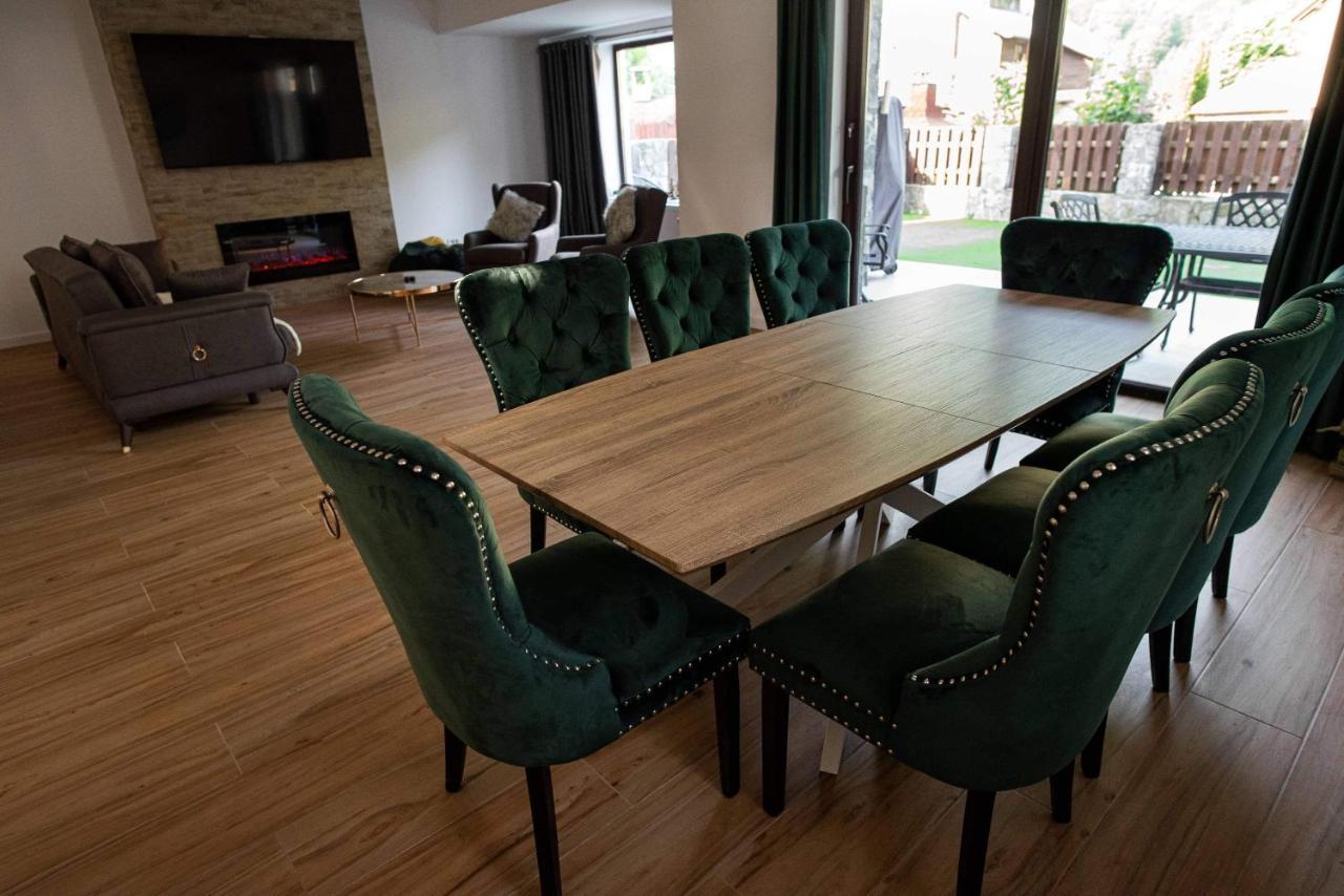 Holiday Home In Sinaia Extérieur photo